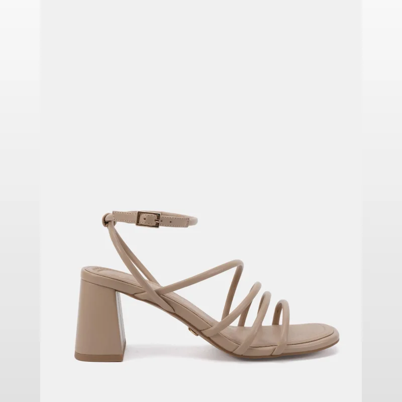 Novoshoes MUFFIN neutral vegan leather strappy block heel sandals with ankle strap and buckle fastening.